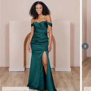 Revelry Ariel Dress in Classic Emerald
